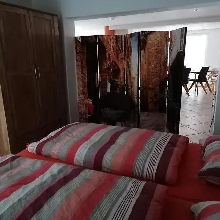 Casa Mediteran Neu 公寓 *